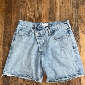 AGOLDE Light Wash Denim Cutoff Shorts